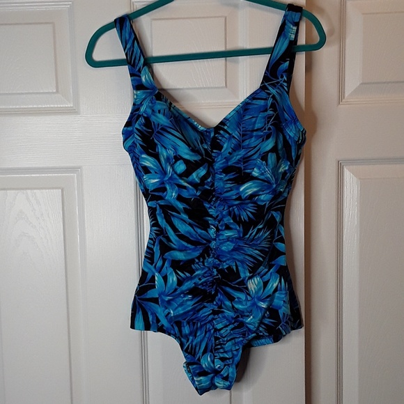 le cove swimsuits
